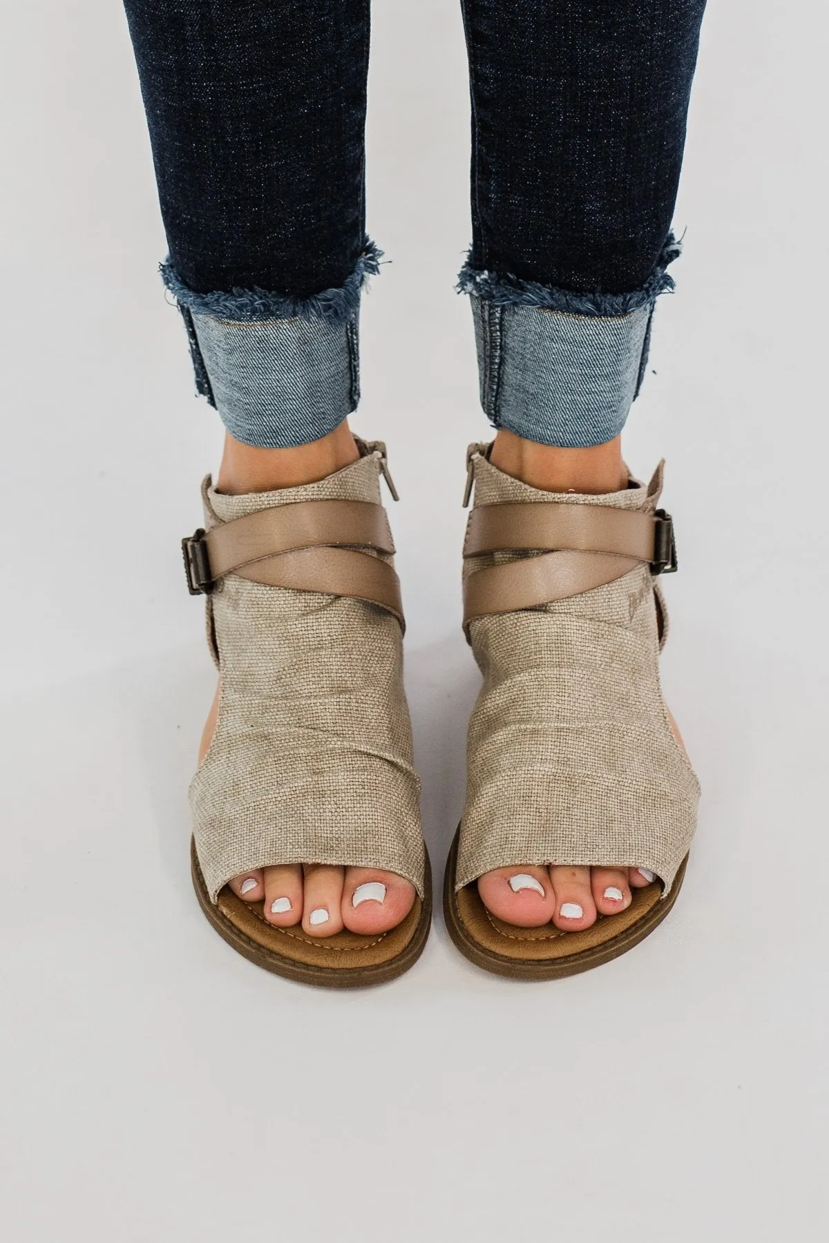 Blowfish Balla Sandals- Taupe