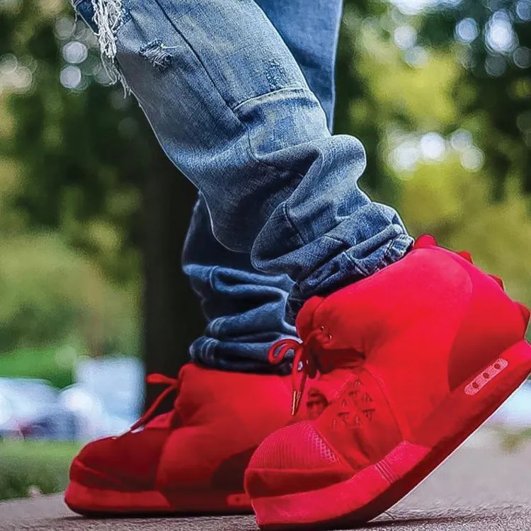 Comfy Plush Sneaker Slippers – Trendy and Ultra-Soft Comfort