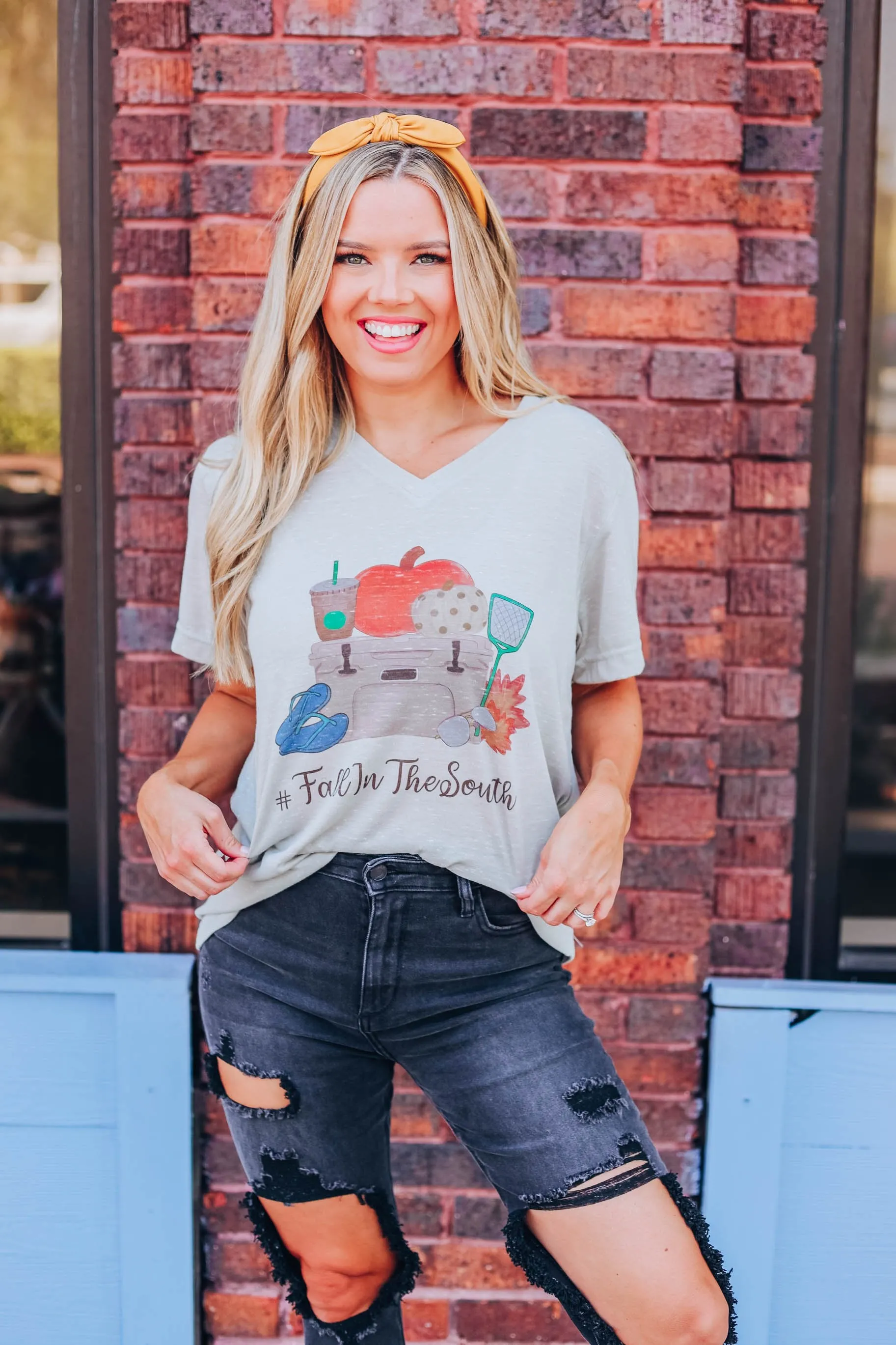 Fall In The South Graphic Tee-WHS
