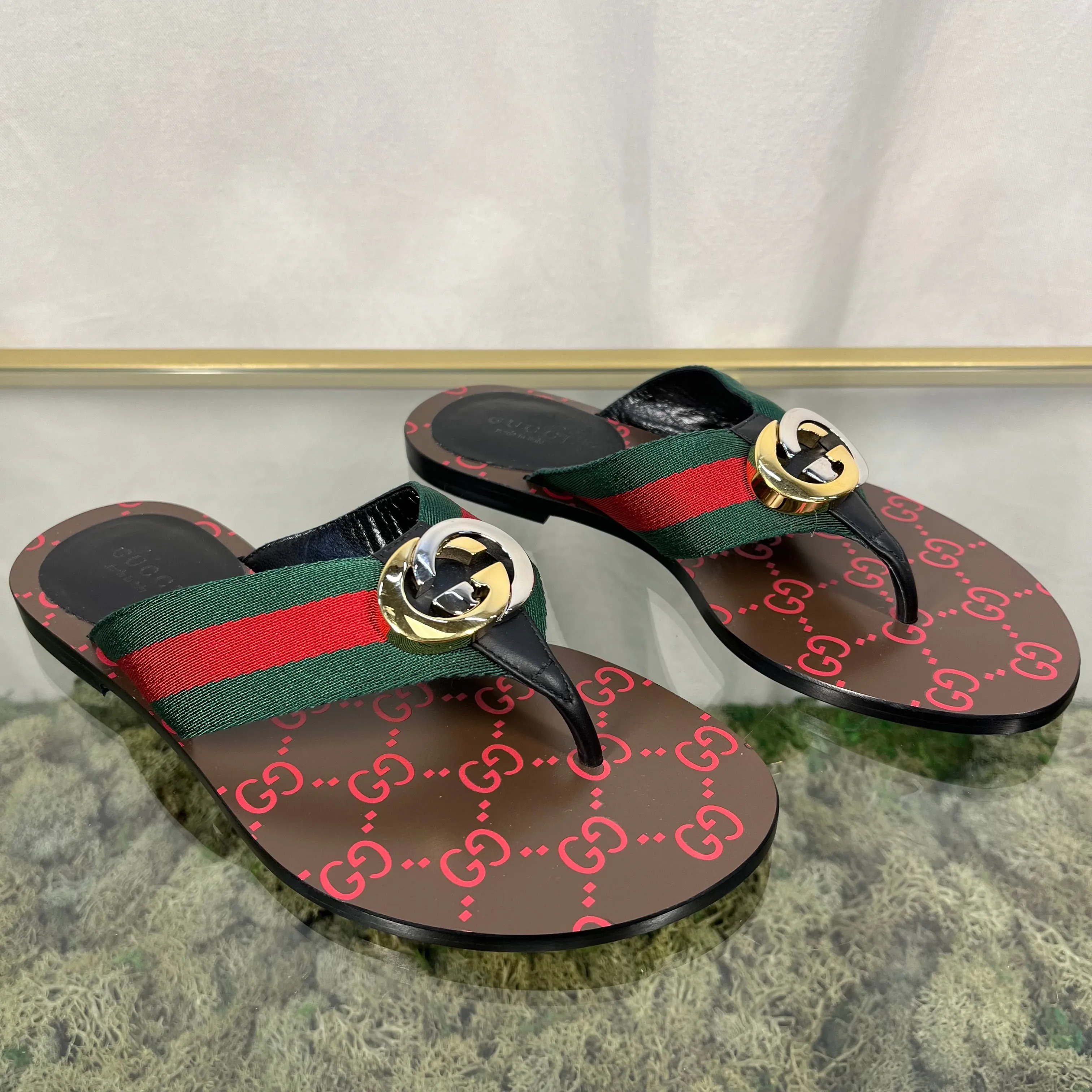 GUCCI Kika Canvas Stripe Thong Sandals SZ35