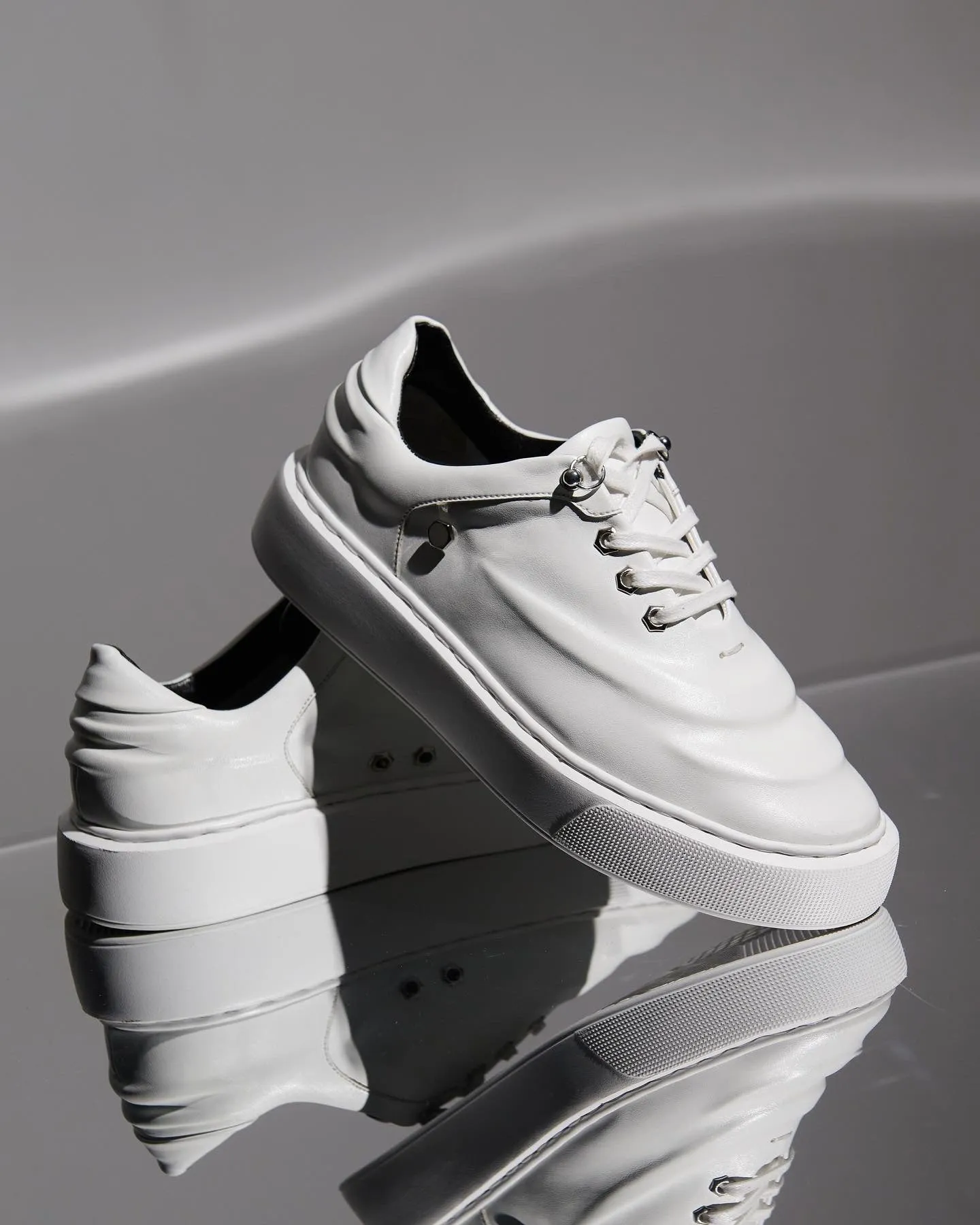 Half circle Lowtops White