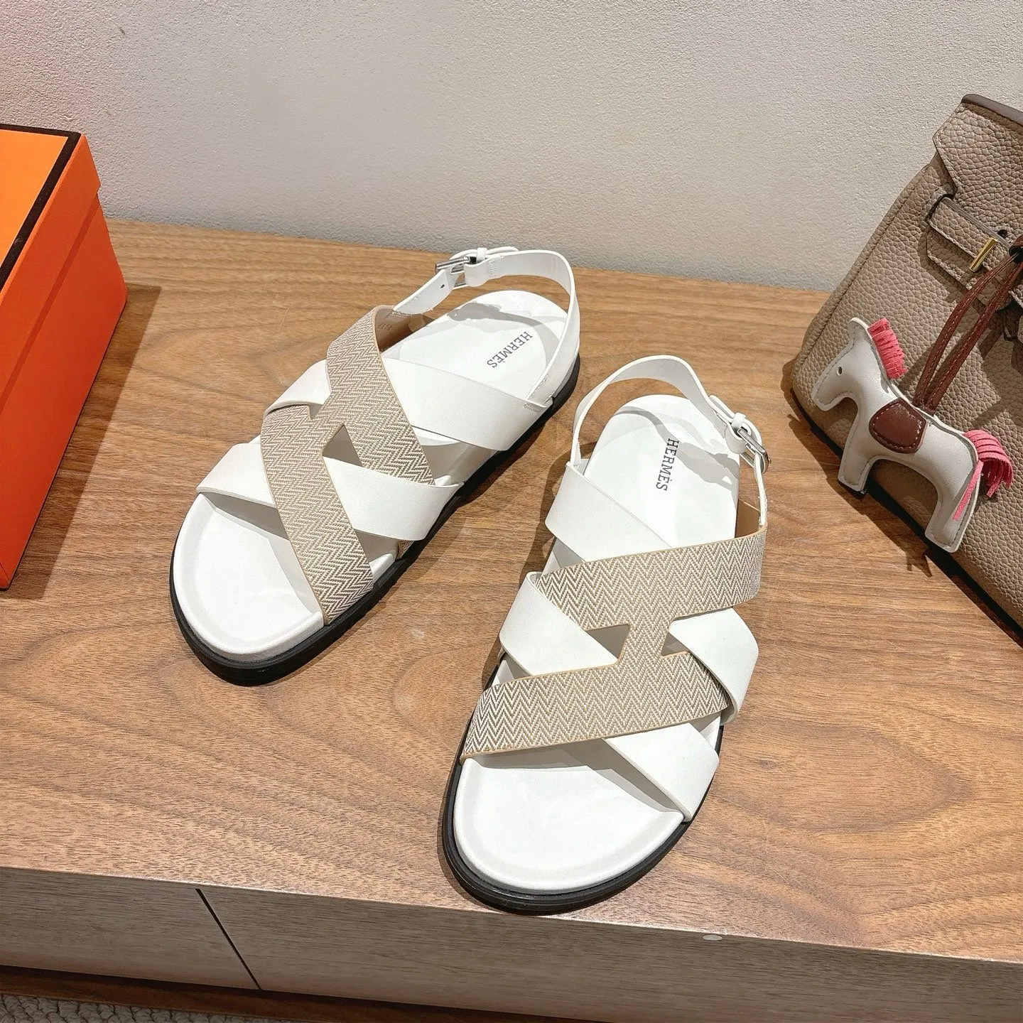 HM 25 Heracles Sandal White Calfskin Nude Canvas