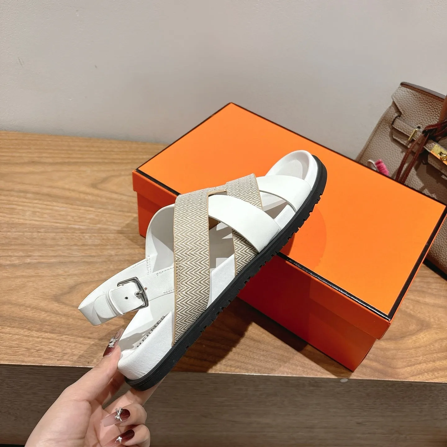 HM 25 Heracles Sandal White Calfskin Nude Canvas