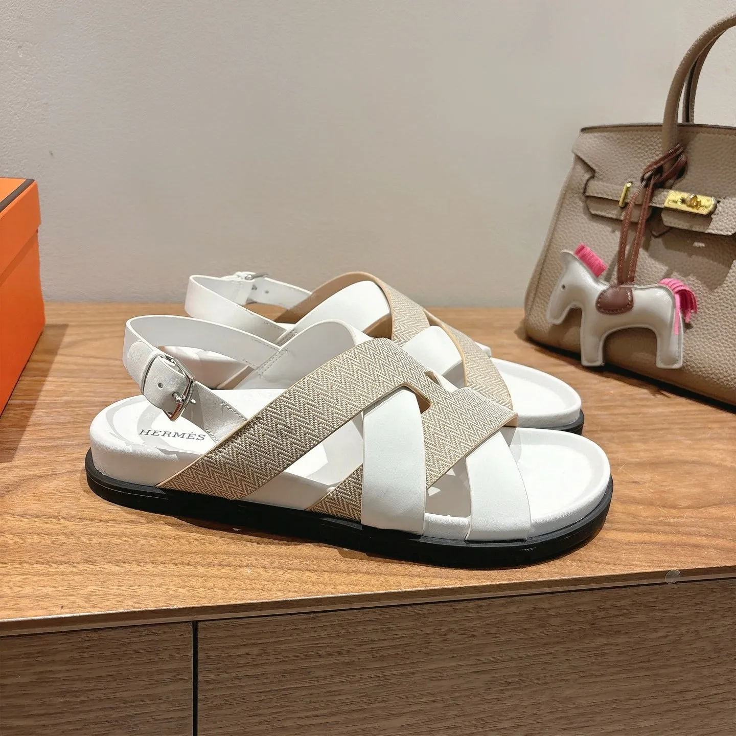 HM 25 Heracles Sandal White Calfskin Nude Canvas