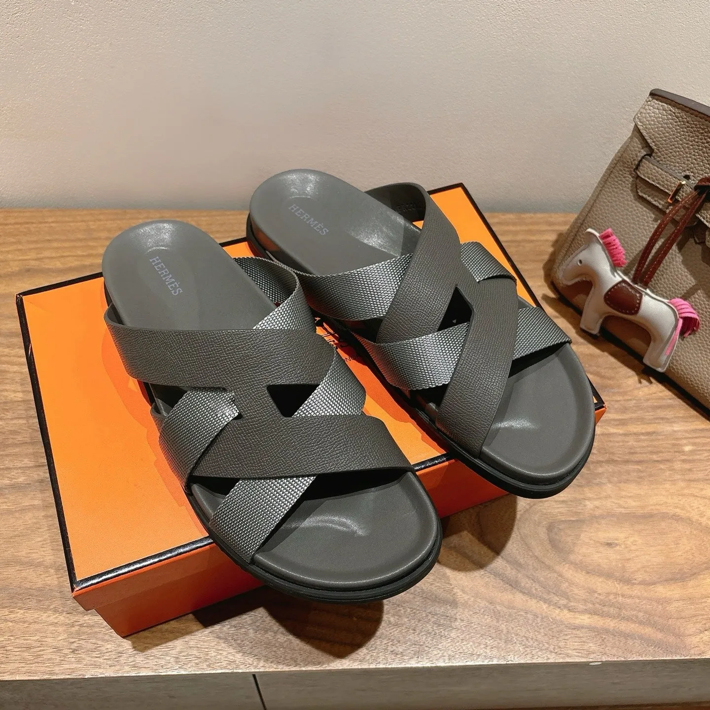 HM 25 Kazimir Sandal Calfskin Canvas