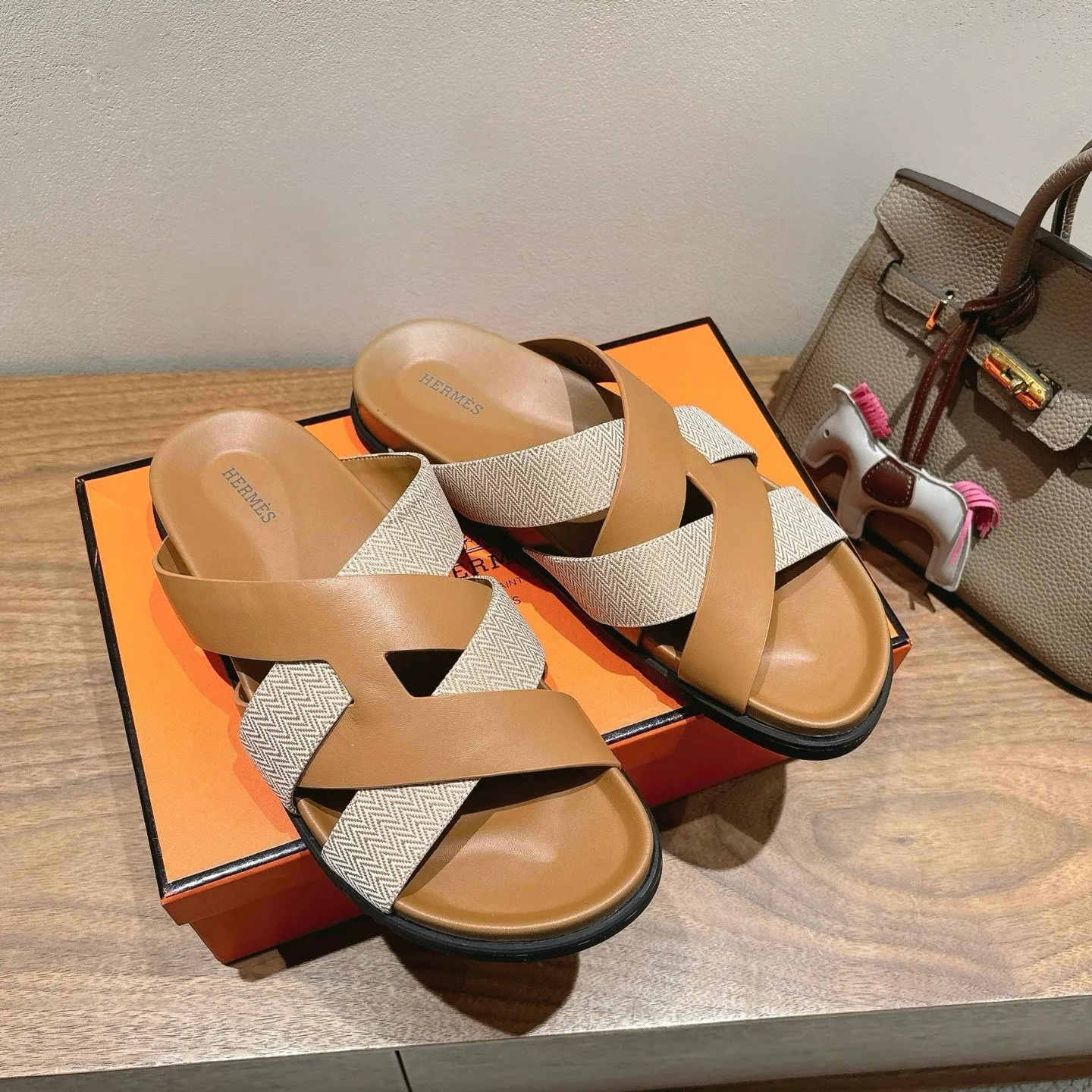 HM 25 Kazimir Sandal Calfskin Canvas