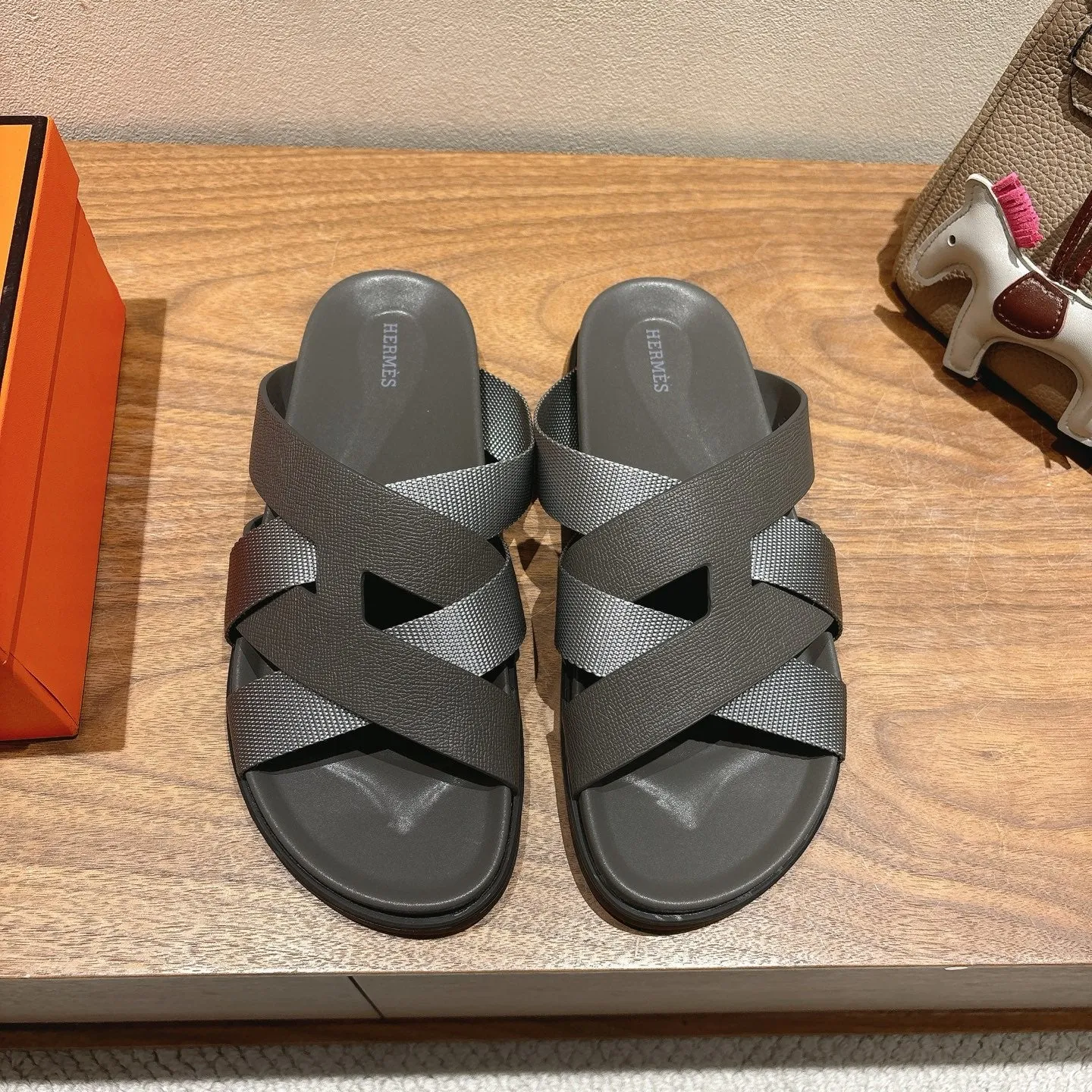 HM 25 Kazimir Sandal Calfskin Canvas