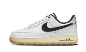 Nike Air Force 1 '07 LX Low Command Force Summit White Black