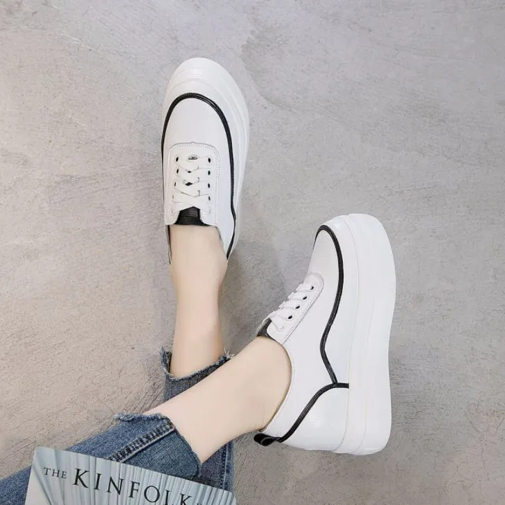 Petite Feet Inner Heel Leather Sneakers AP67