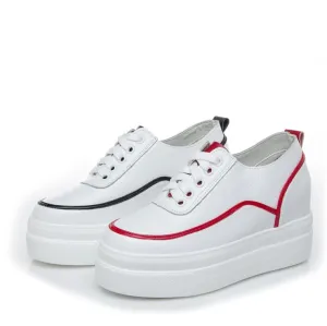 Petite Feet Inner Heel Leather Sneakers AP67