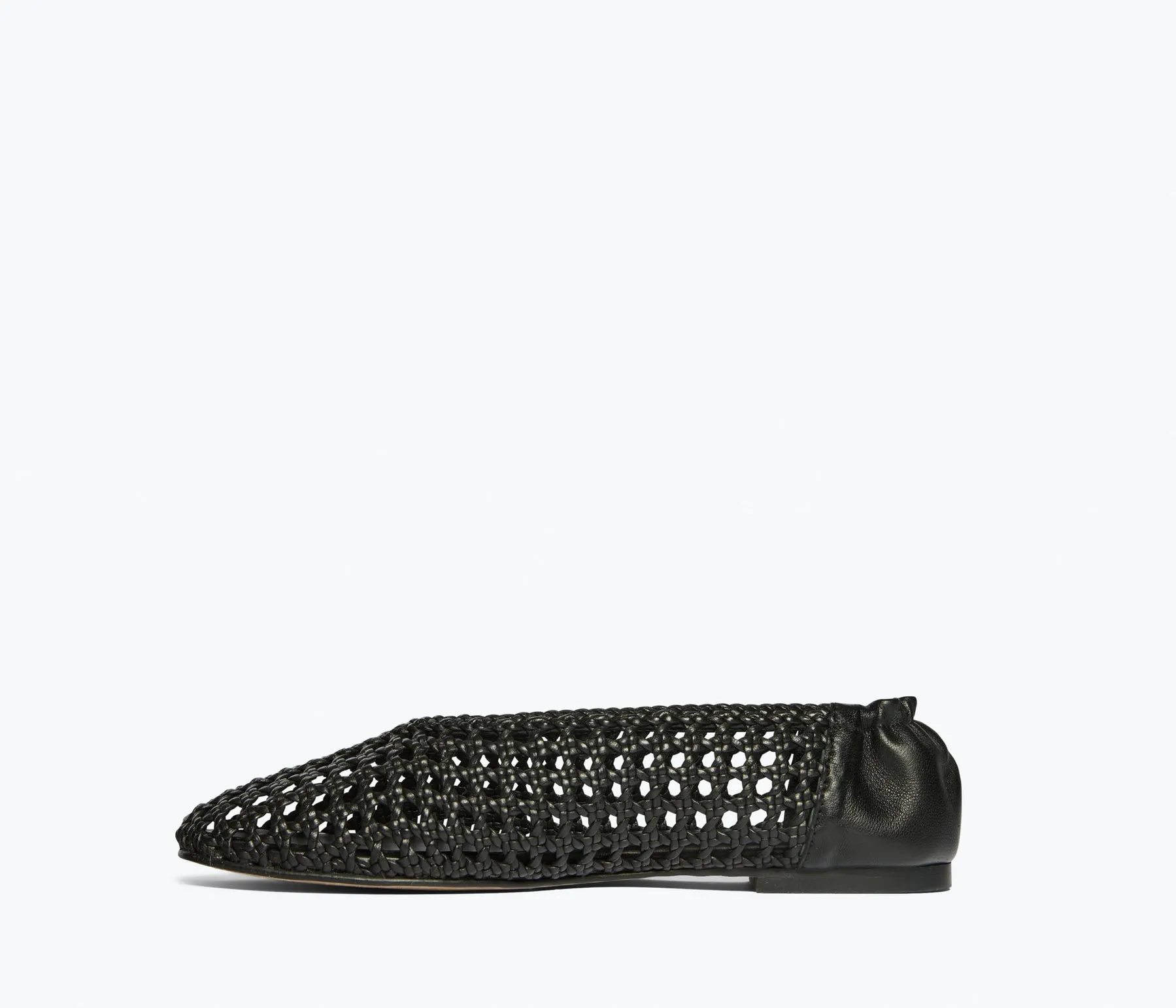Riley Woven Flat in Black