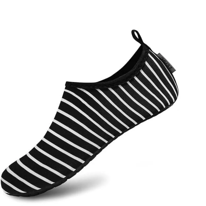 Slip-On Water Shoes – Perfect for Versatile Outdoor Use