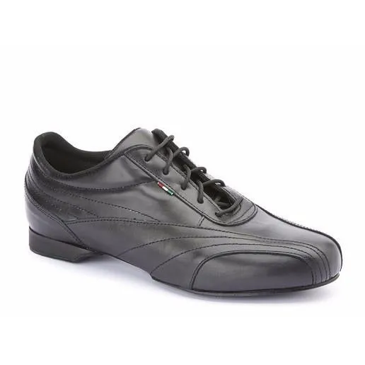 Sneaker / Black Leather