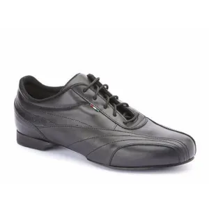 Sneaker / Black Leather