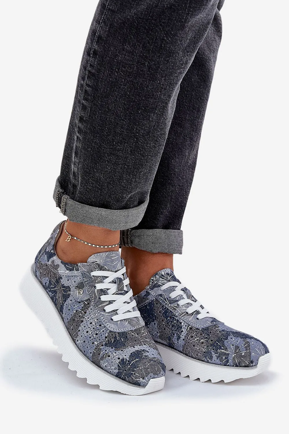 Sport Shoes