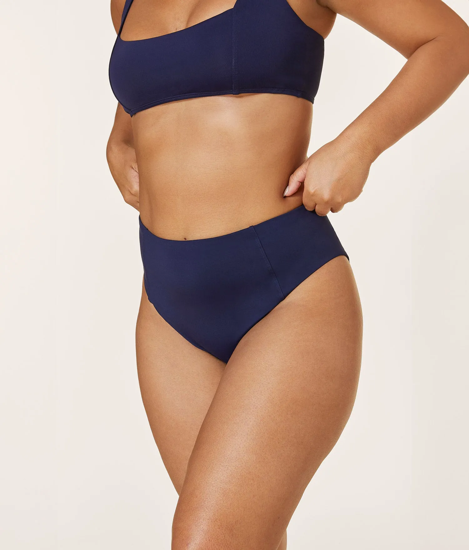The High Waist Cheeky Bikini Bottom - Flat - Navy