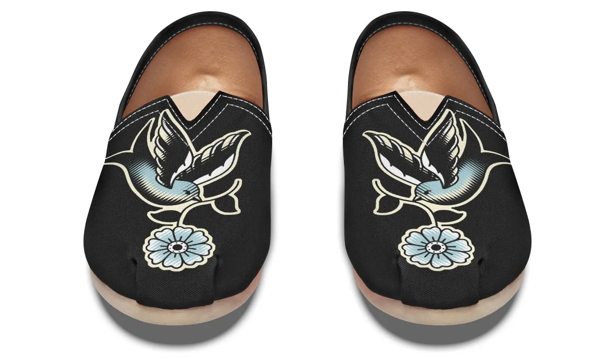 Traditional Swallow Casual Shoes