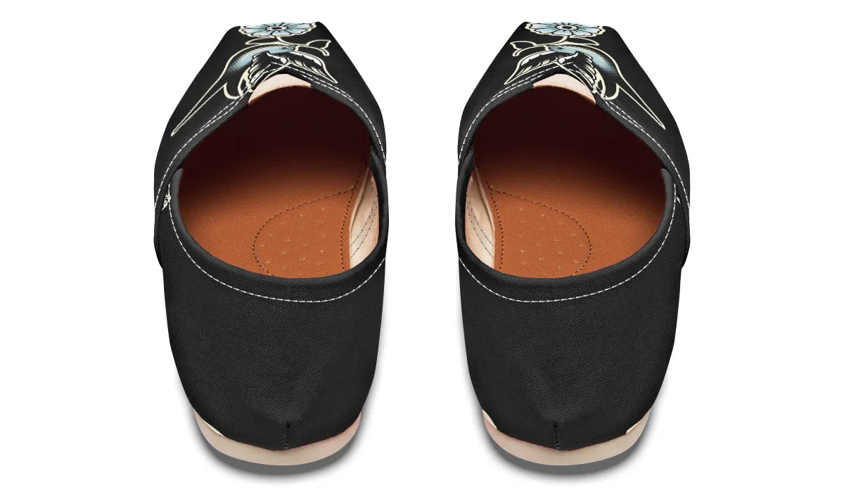 Traditional Swallow Casual Shoes