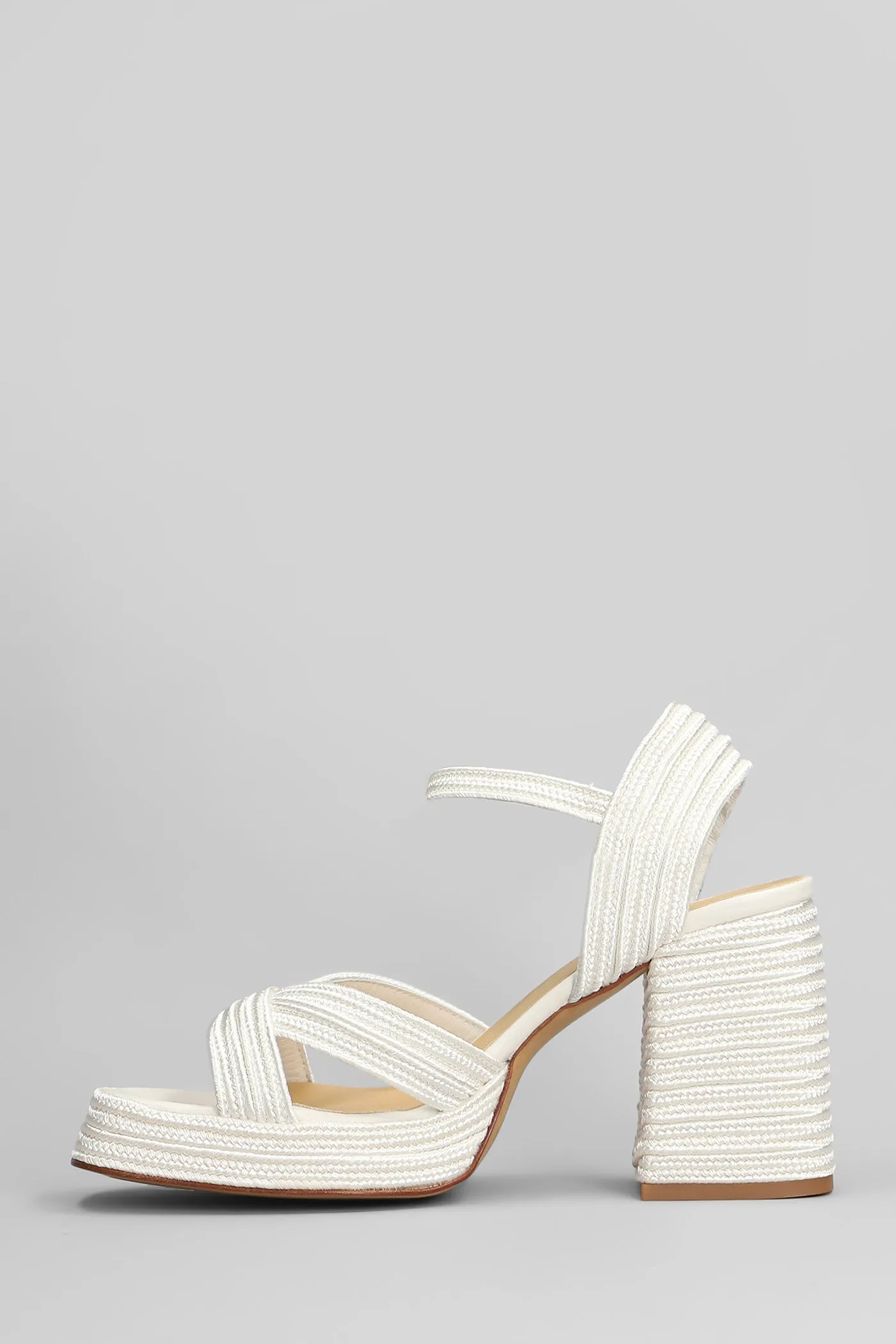 Valle-142 Sandals in white fabric