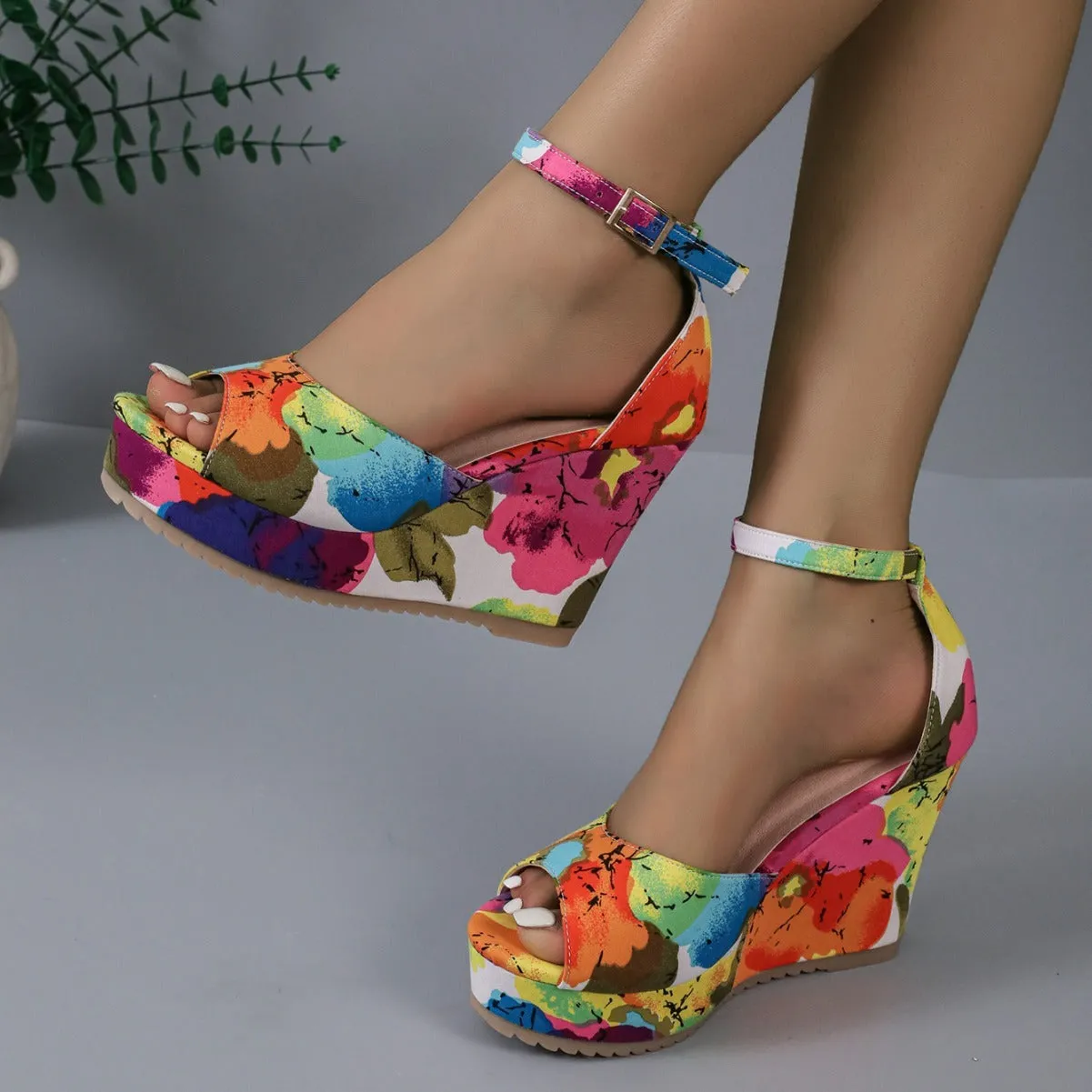 Women's Wedge Platform Peep-toe Waterproof Platform Casual All-match Multicolor Sandals